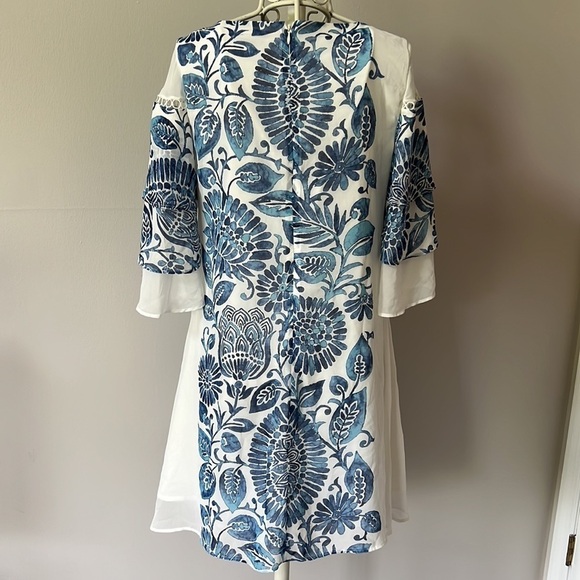 Just..Taylor Bell Sleeve Blue Palm Print Dress - Picture 5 of 6